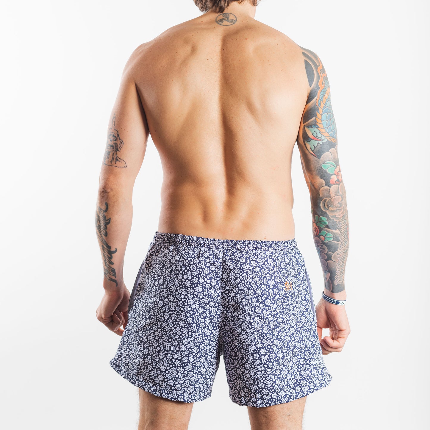 Banador_Hombre_Flowers_4