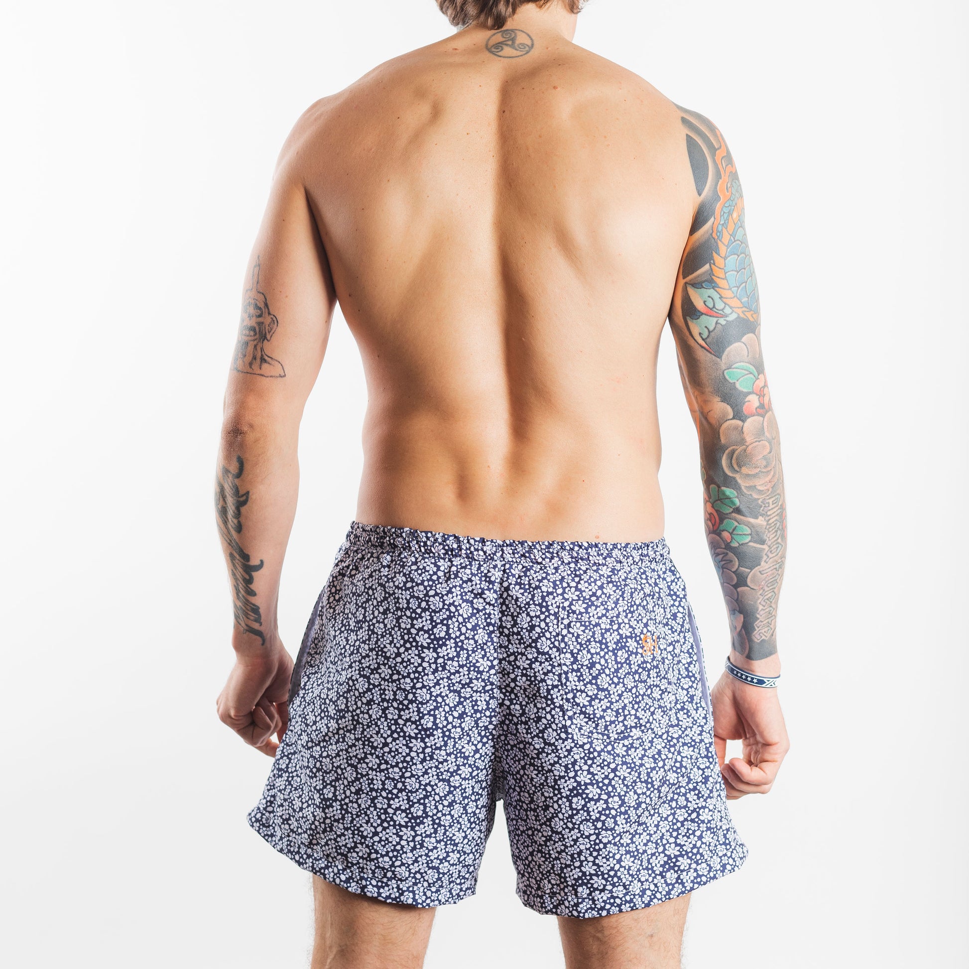 Banador_Hombre_Flowers_4